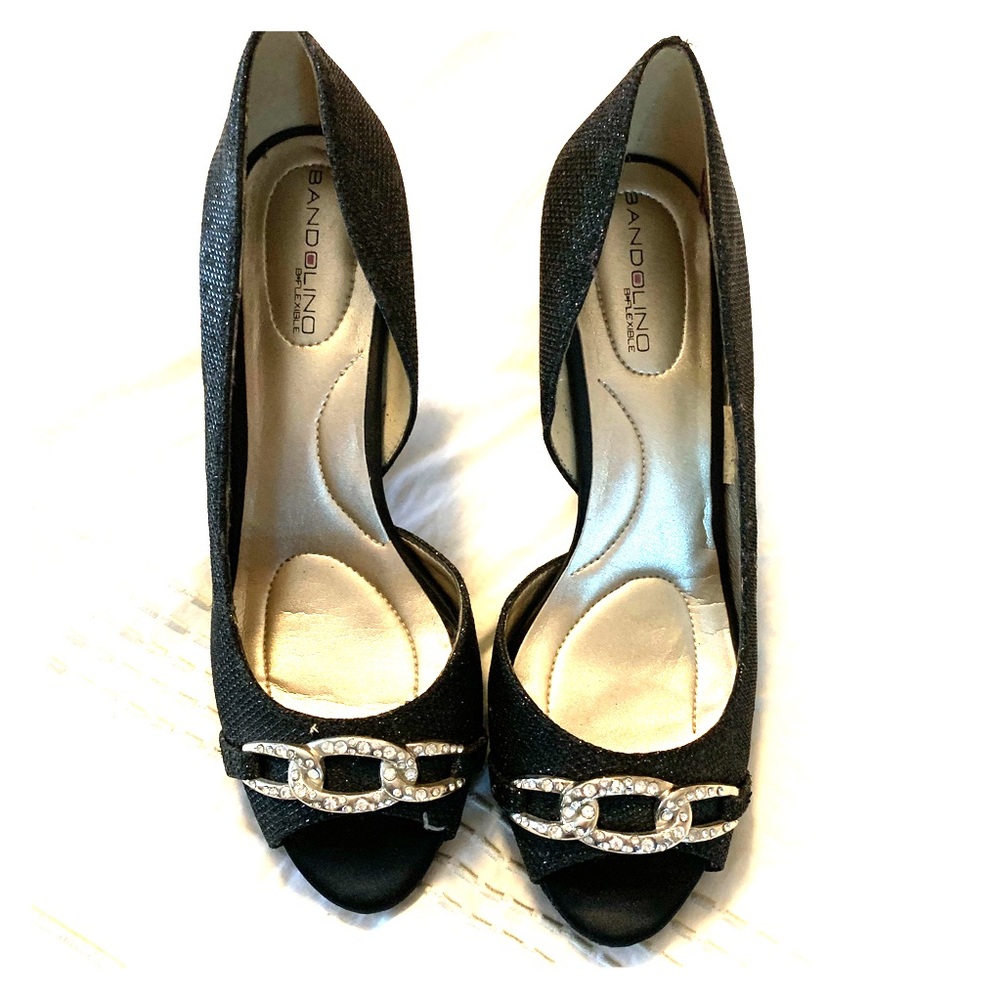 BANDOLINO black Embellished shimmery heels.Sz 6.5